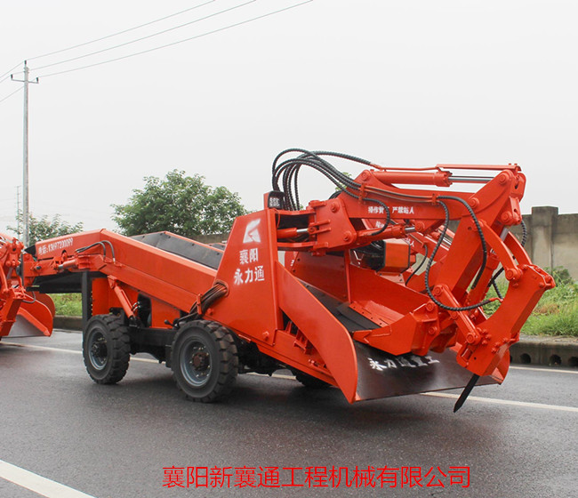 破碎錘扒渣機(jī).jpg 破碎錘扒渣機(jī)-新.jpg